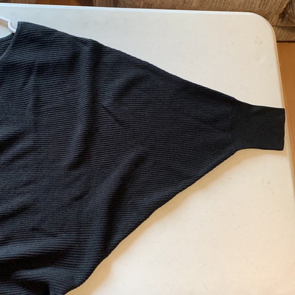 Womens brand new black sweater size L - Picture 3 of 5